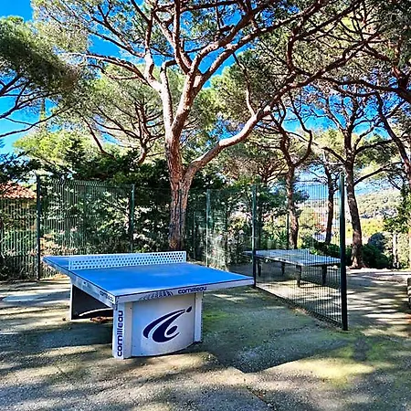 Appartement Grande Terrasse, Piscines, Tennis, Crique, Plage...