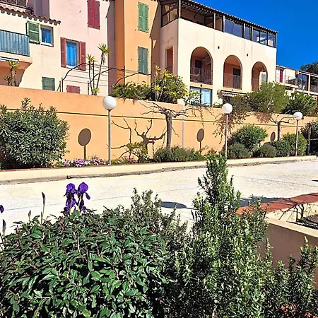 Grande Terrasse, Piscines, Tennis, Crique, Plage... Appartement Ollioules